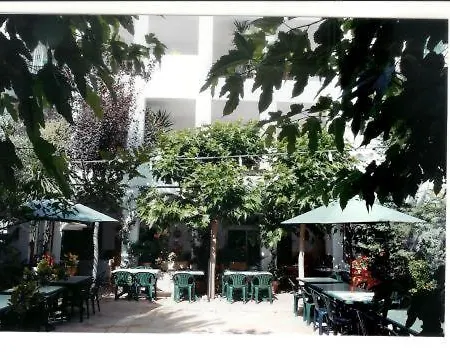 Hotel Coral *