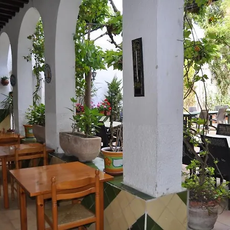 Coral Hotel *