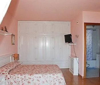 Coral Hotel *